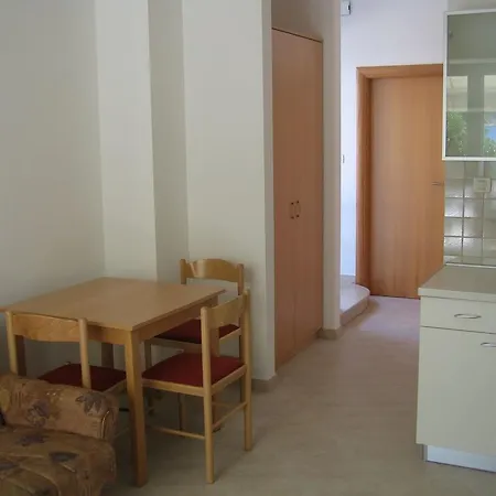 Apartment Car Silo (Krk)