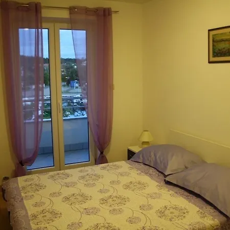 Apartman Car *
