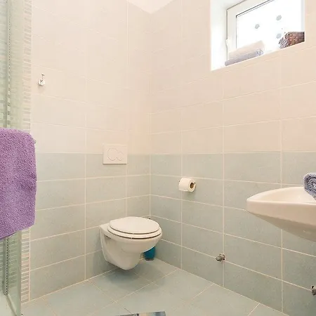 Apartment Car Silo (Krk)